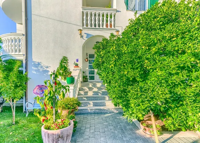 Vukicevic Apartamento Vodice